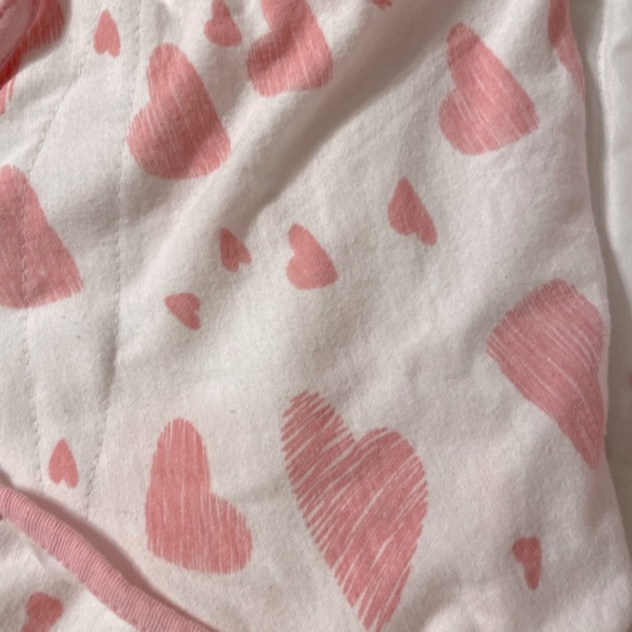 Bublo Baby (2) baby girl swaddlers, 0-3 mos (7-14 lbs) - Picture 5 of 6